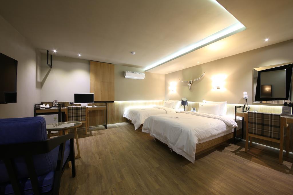Avenue Hotel Jeonju Buitenkant foto